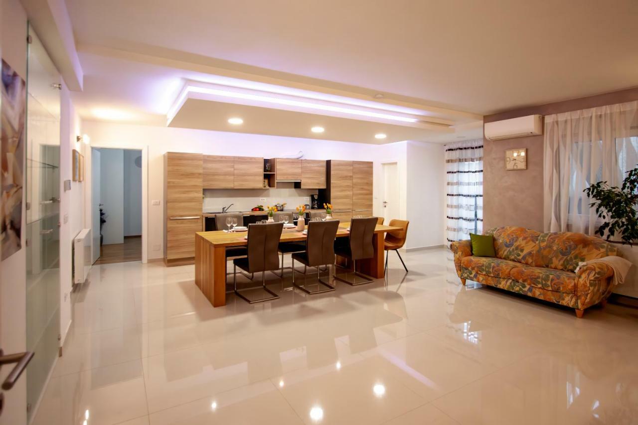 Apartman Nebo * Pula